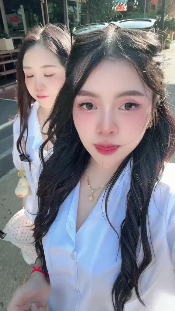 @MeeMee ..🇱🇦🇲🇾…W