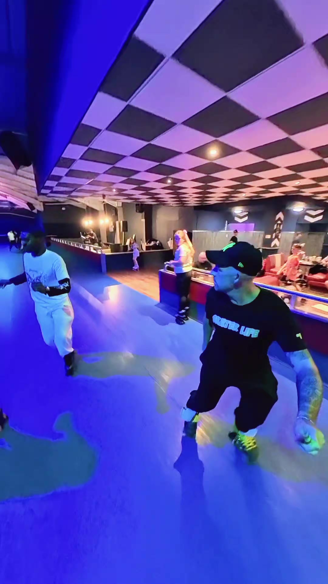 @💚🖤🛼Gazzaonsk8s⛸️🖤💚