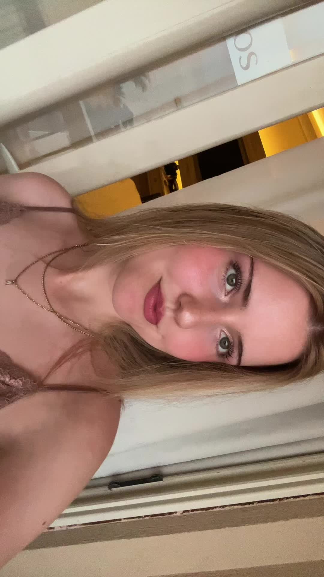 @𝐒𝐨𝐩𝐡𝐢𝐚