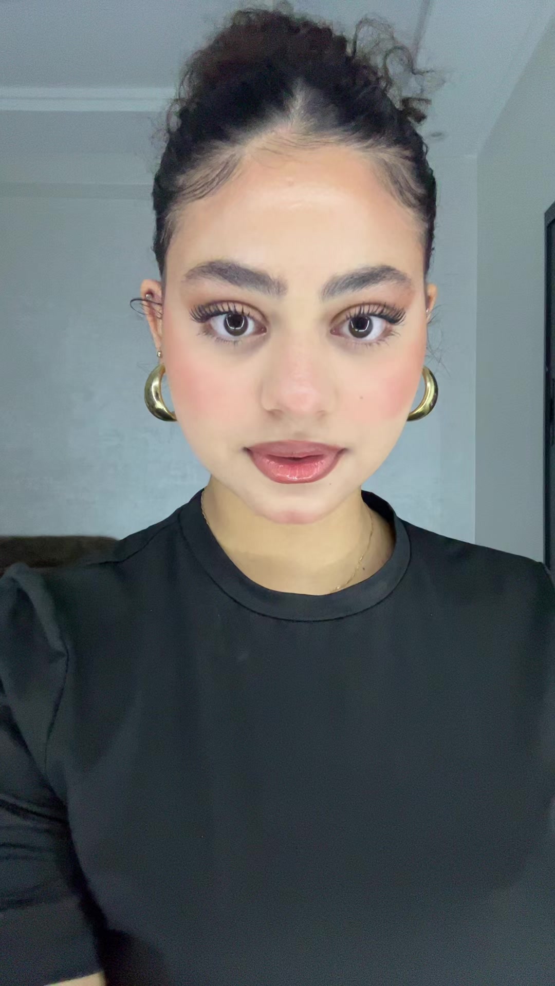 @itsnadaofficial.xo