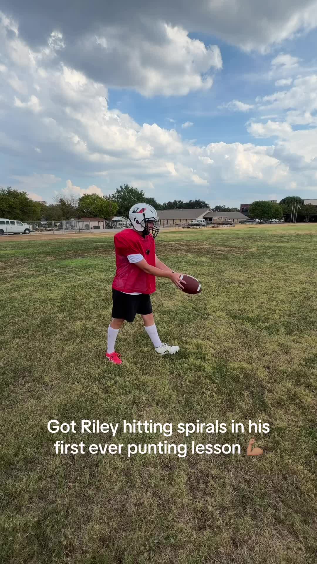 @4thDownHero - Mike Rivers
