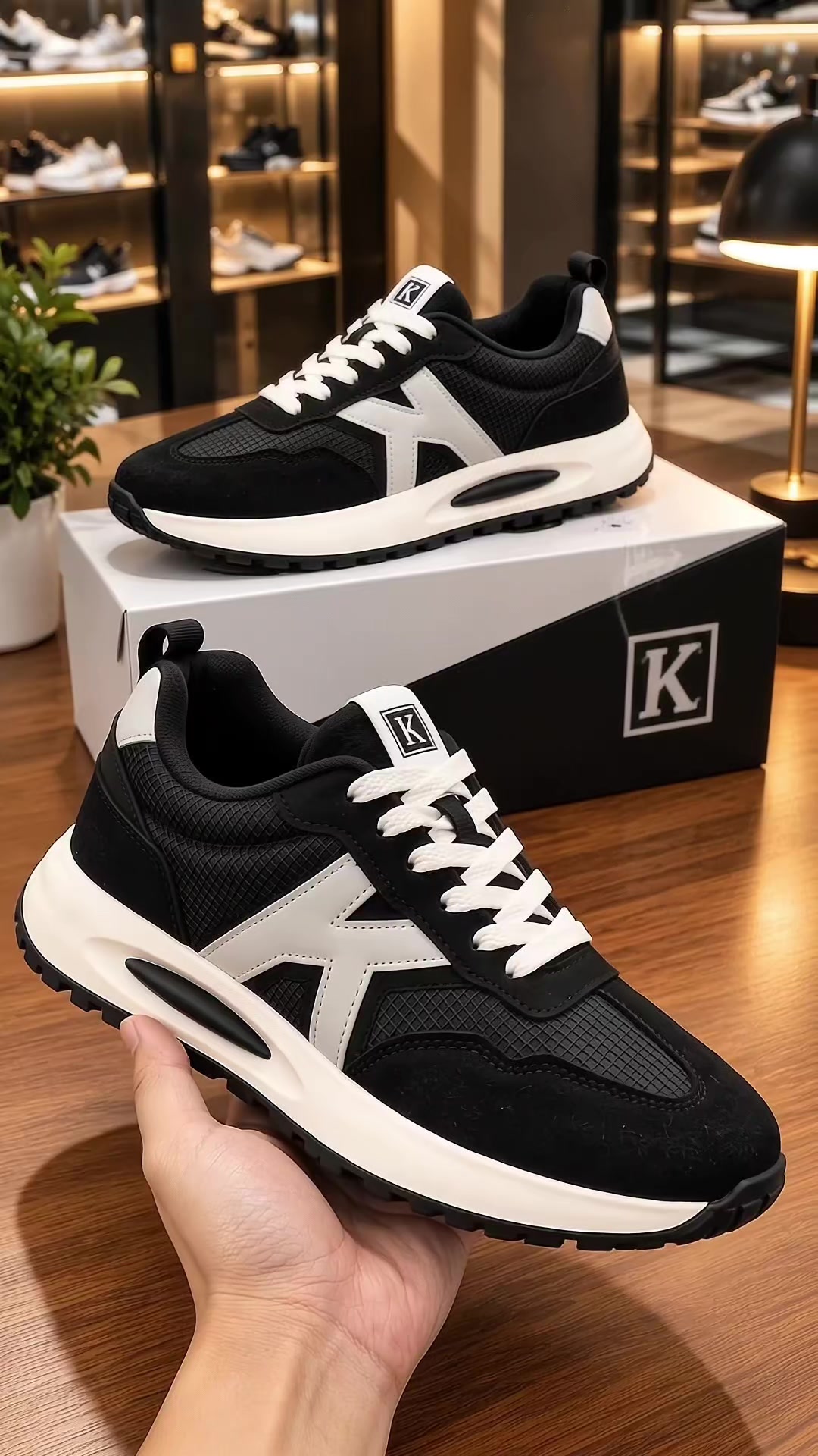 @SNEAKER ID