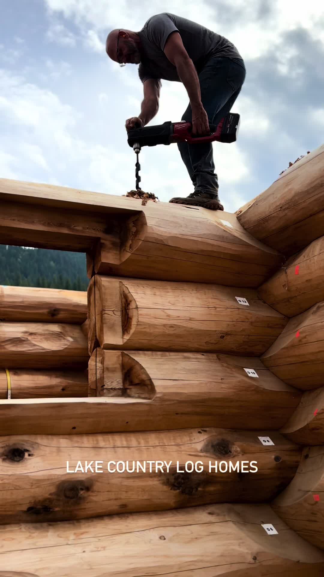 @Lake Country Log Homes (LCLH)