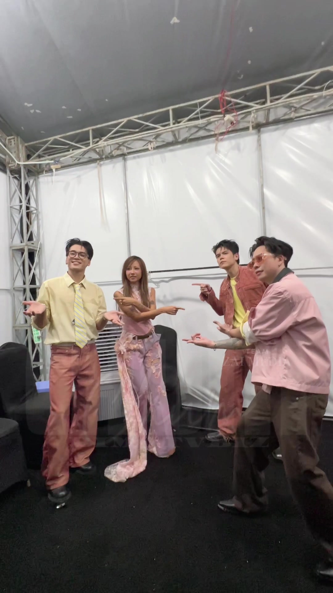@B&Iacute; MẬT VBIZ