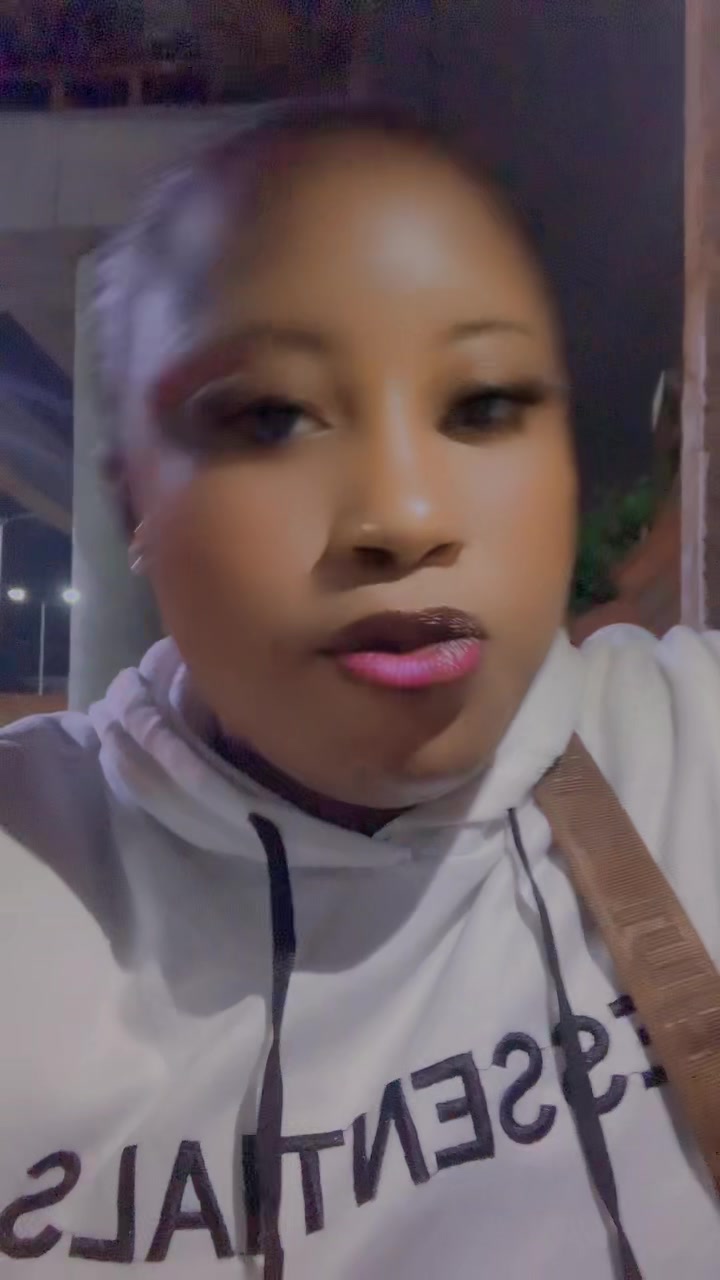@Anikeade💕💕🥹