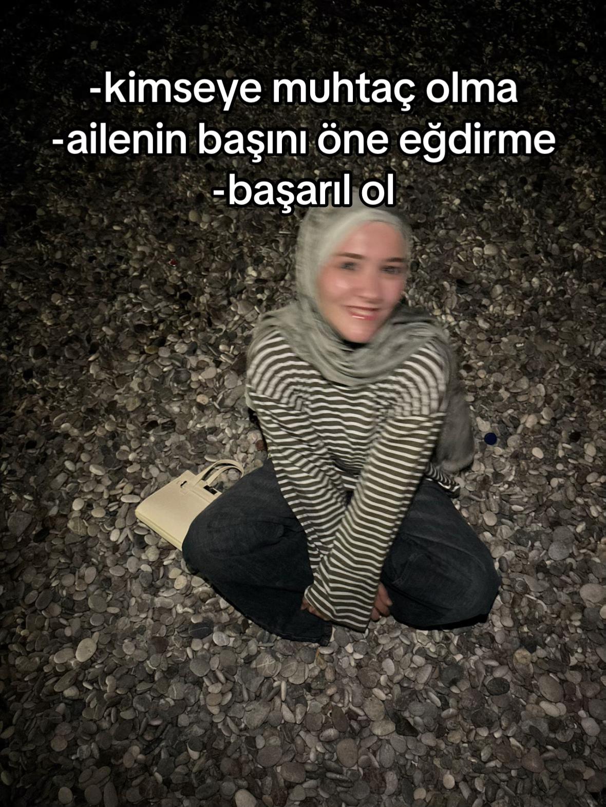 @LuluLeyal