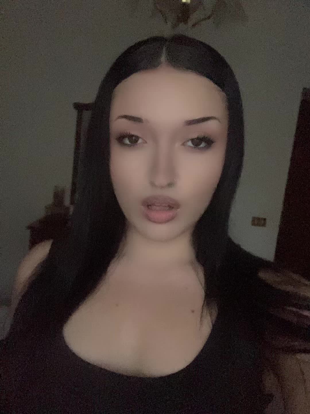 @est.mimi.xx