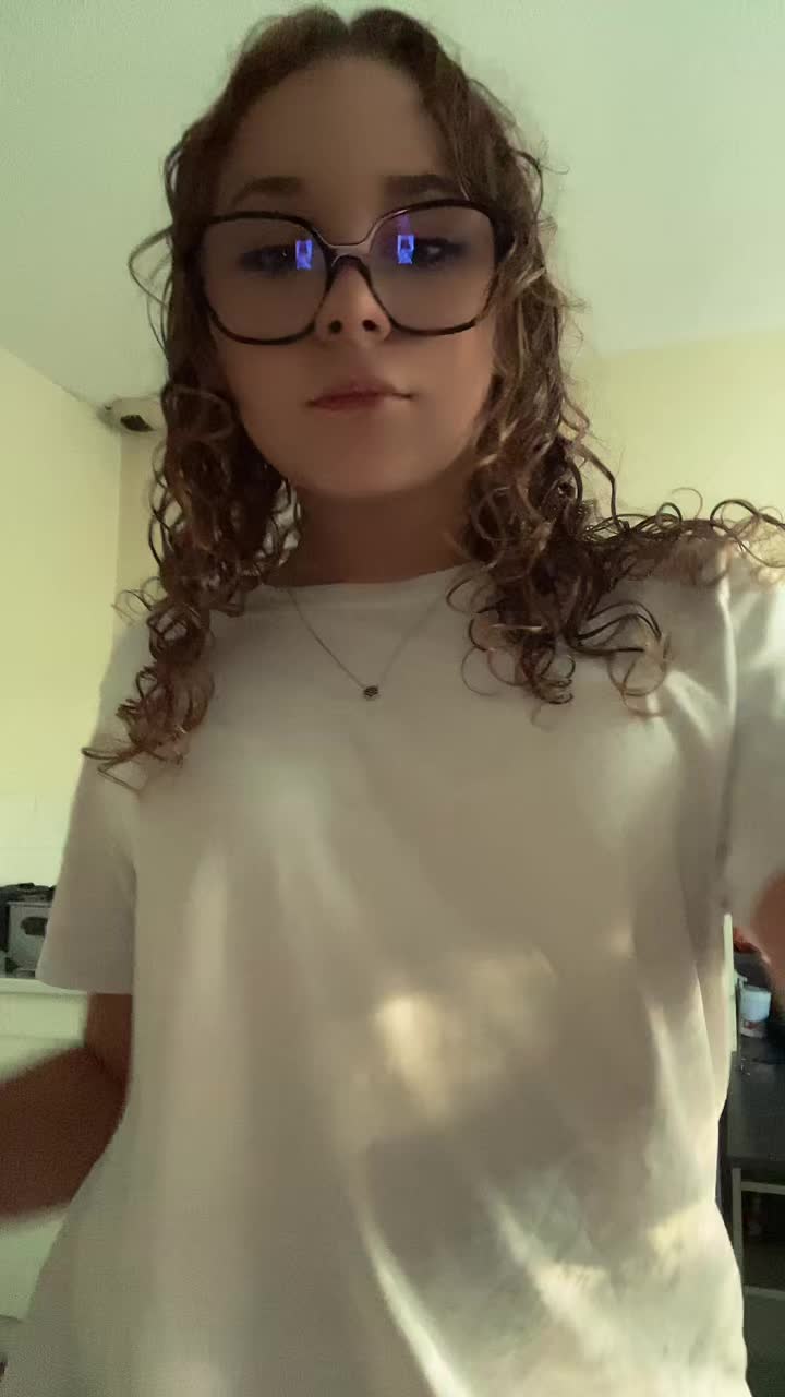 @✰𝓐𝓷𝔂𝓶𝓮_𝓯𝓪𝓷✰