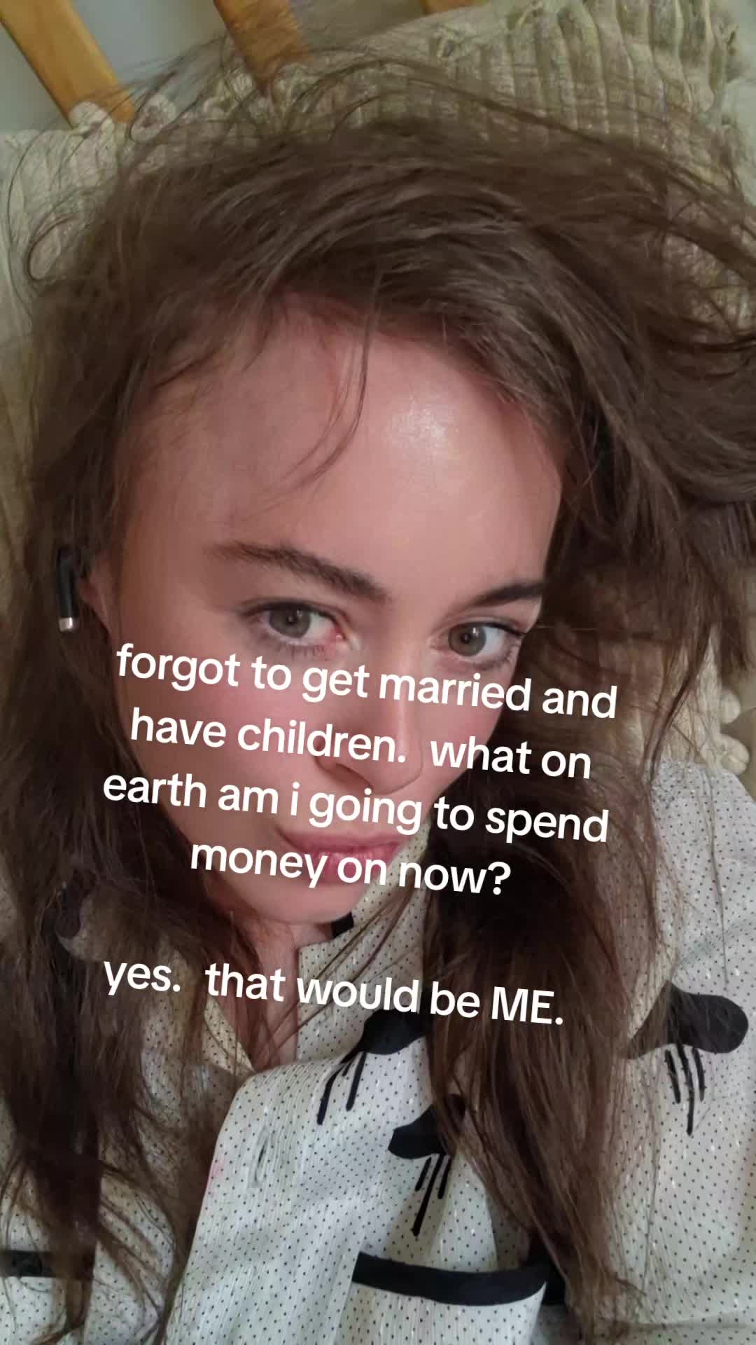 @lollyybmnqh