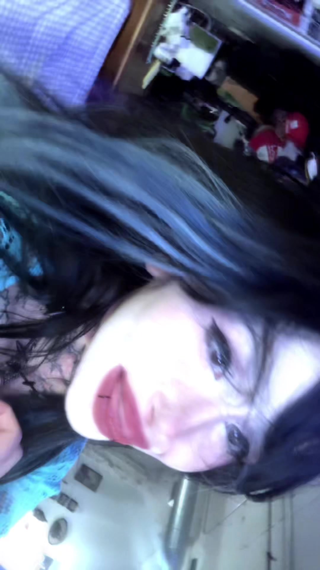 @zommmbri