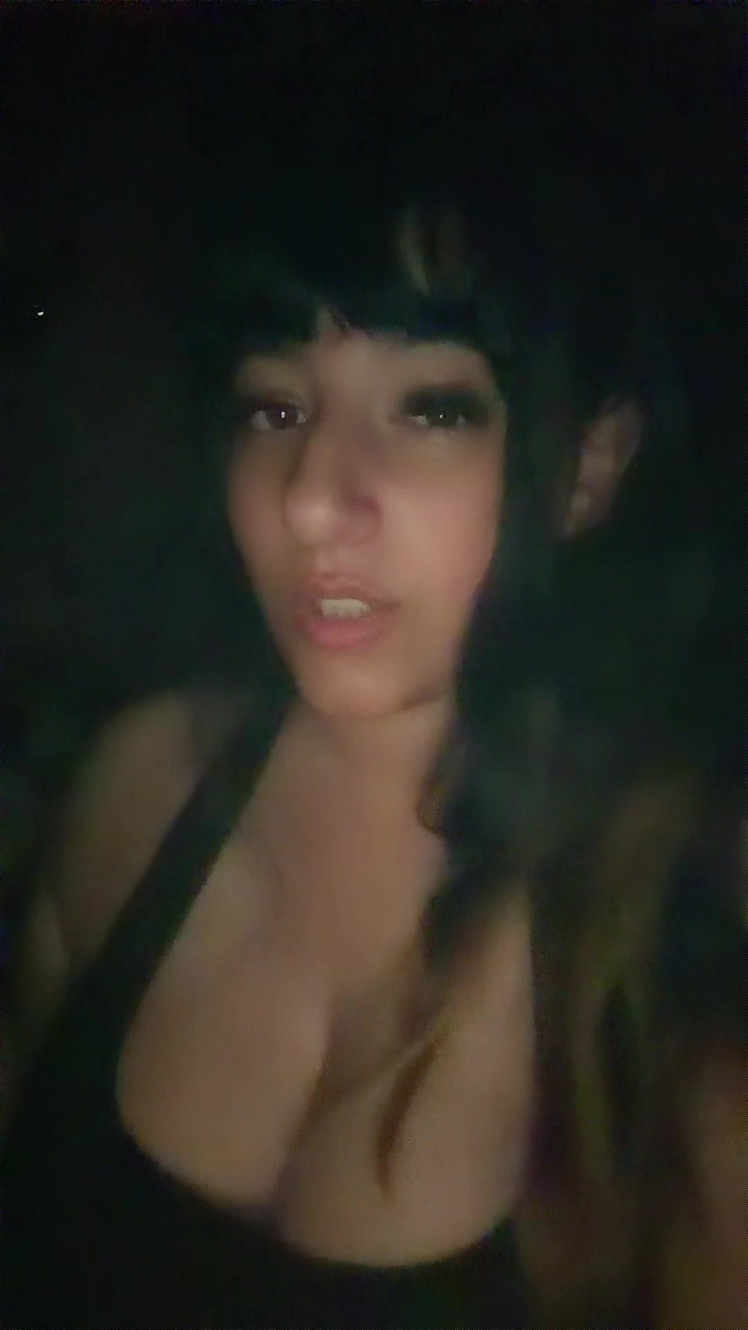 @sarahnextdoorgirl:)