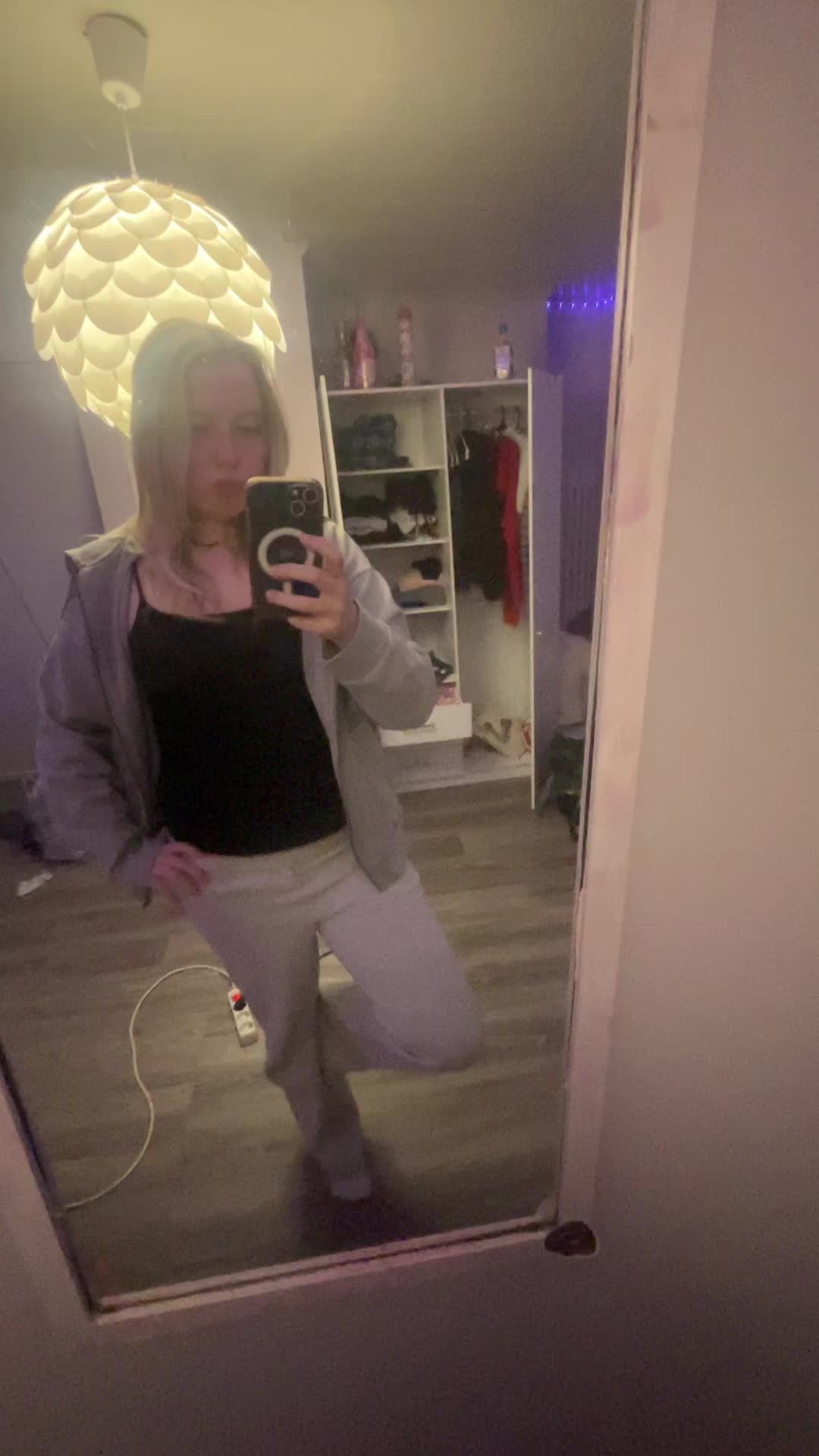 @𝐁𝐥𝐨𝐧𝐝𝐢𝐢😉❤️