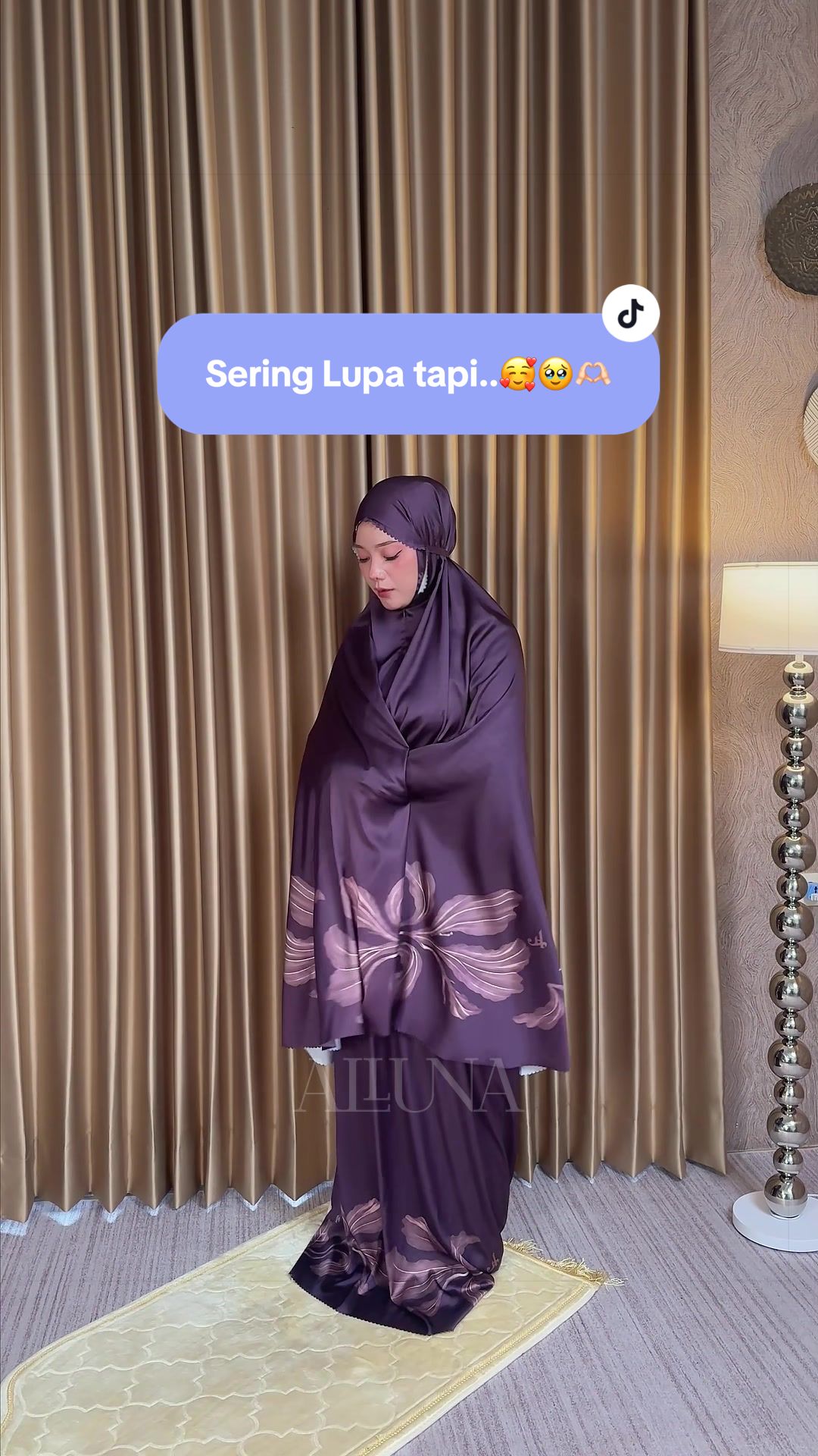 @Alluna