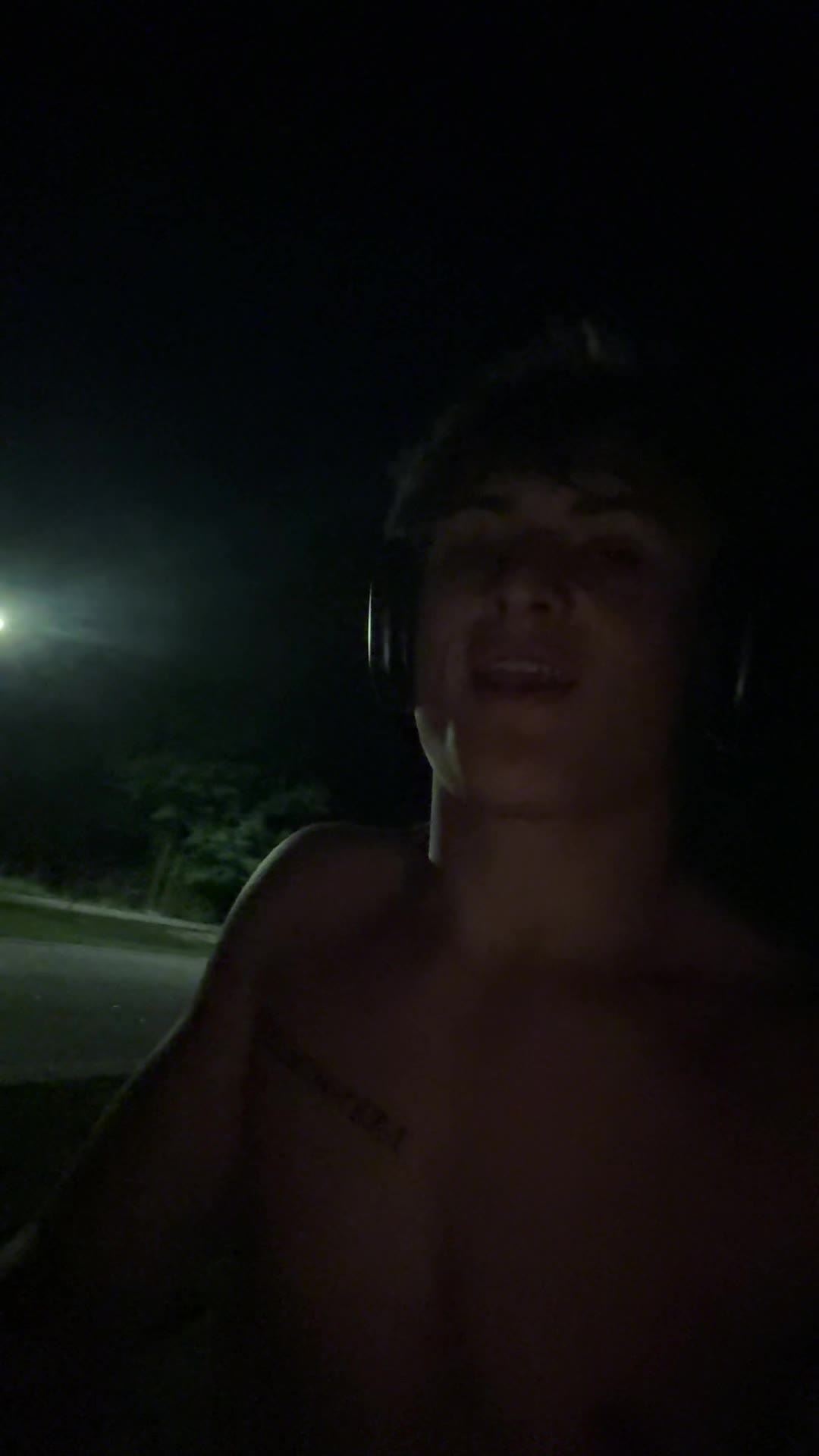 @j