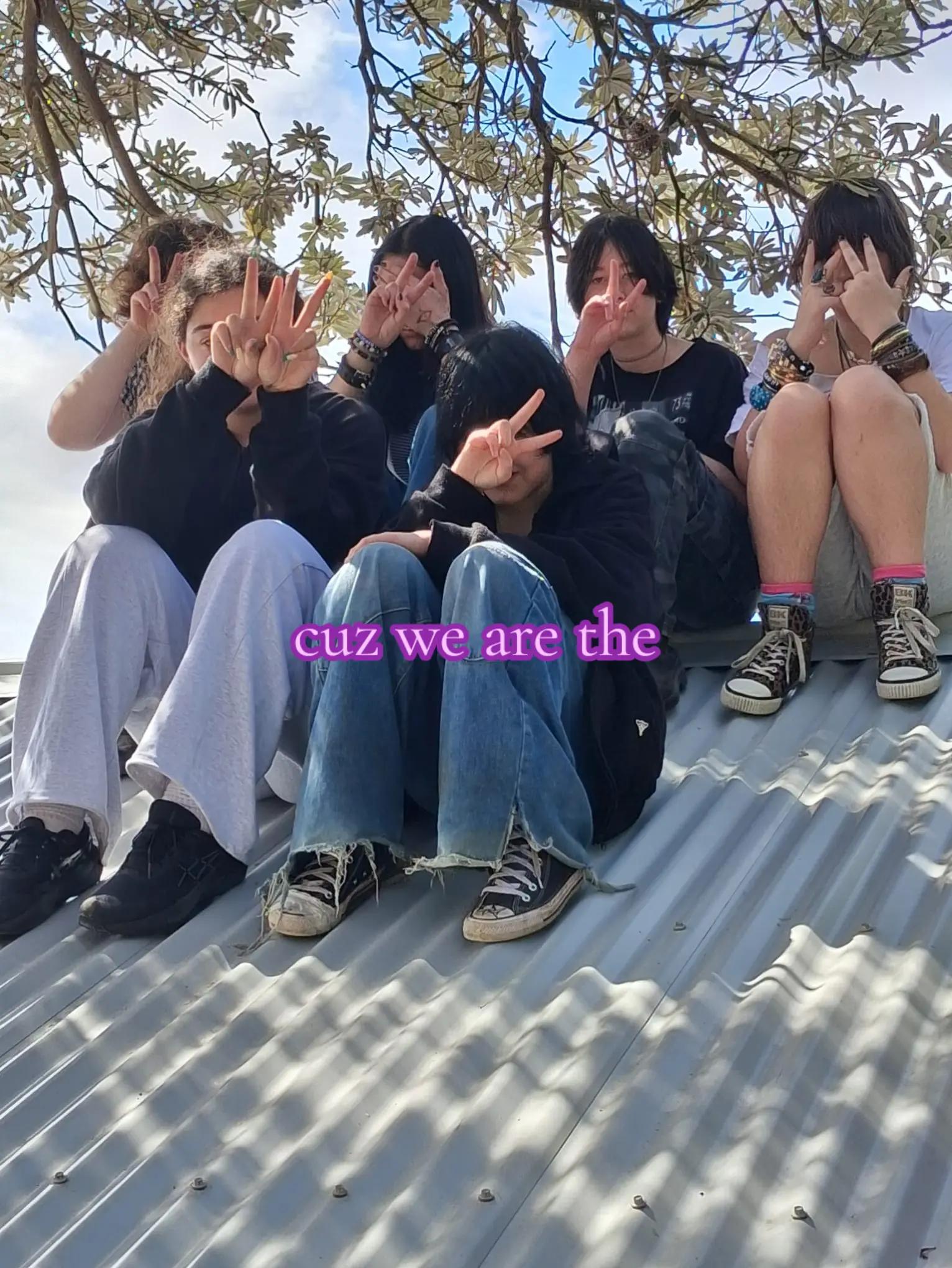 @ara🦄 ⋆｡𖦹&deg;⭒˚｡⋆  🍉 ICE OUT