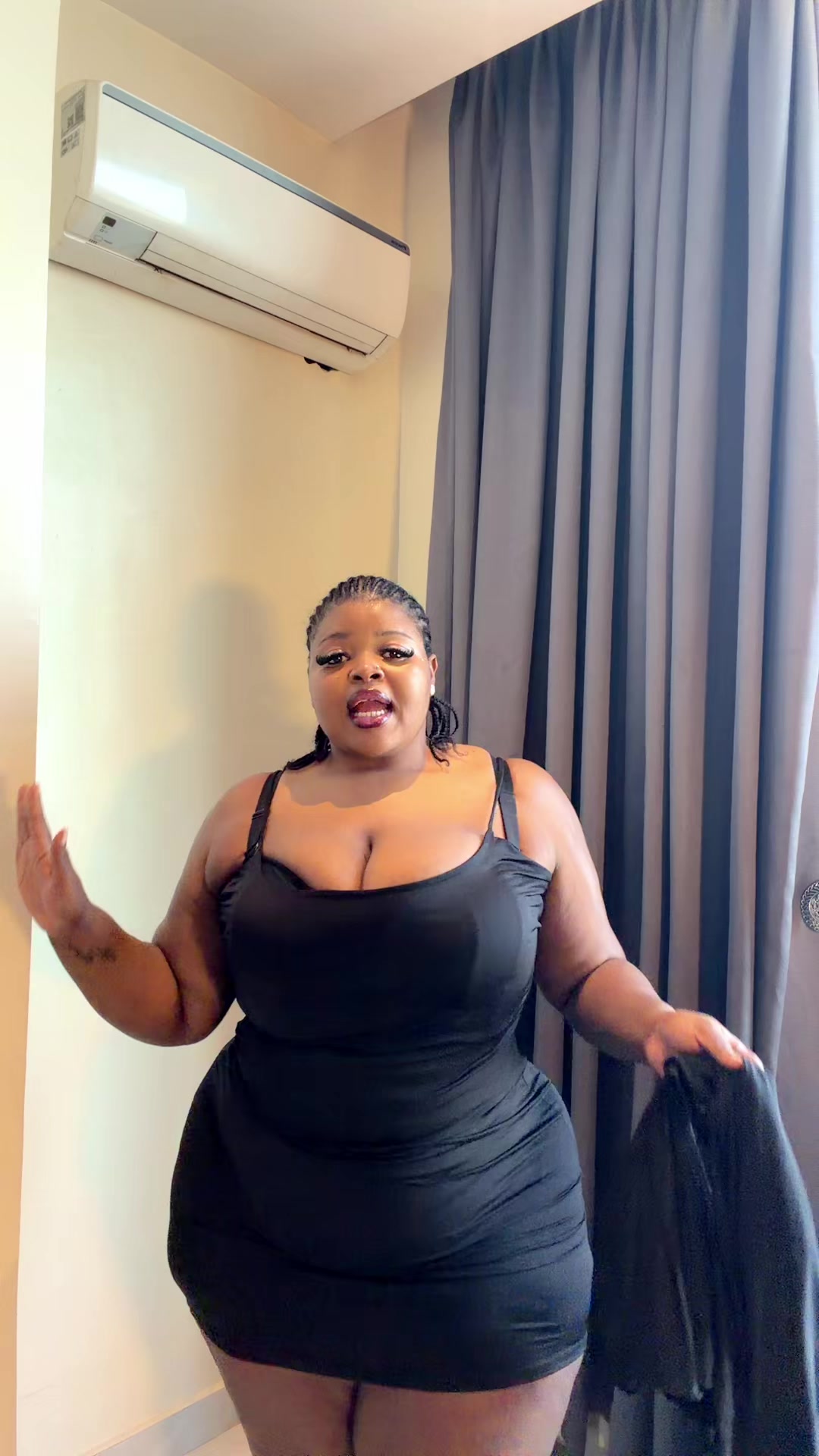 @Everything-plus-size🛍️🔌