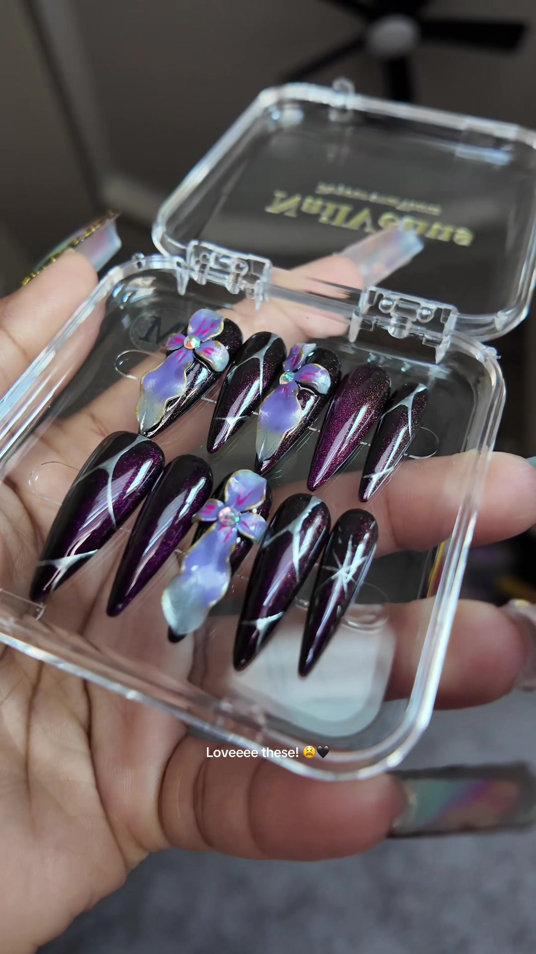 @Topics & Top Picks 🛍️