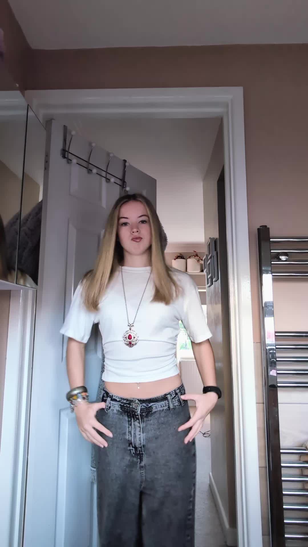 @lexie