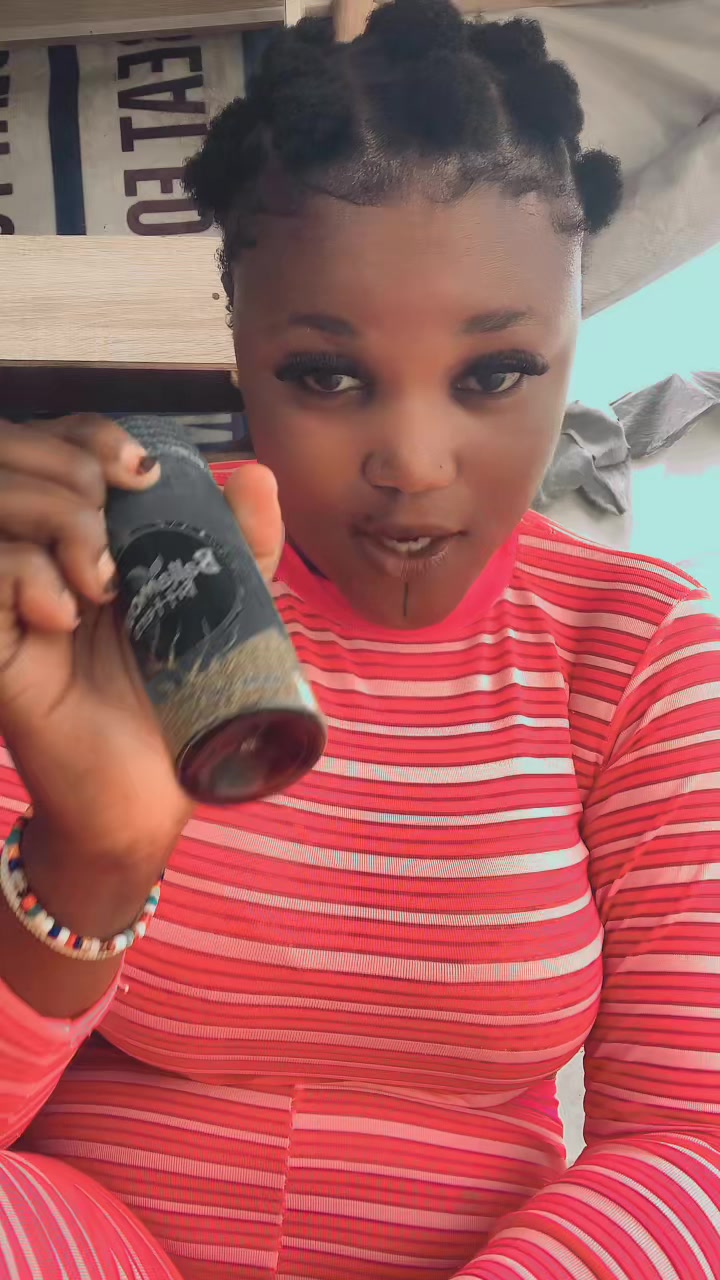 @Anikeade💕💕🥹