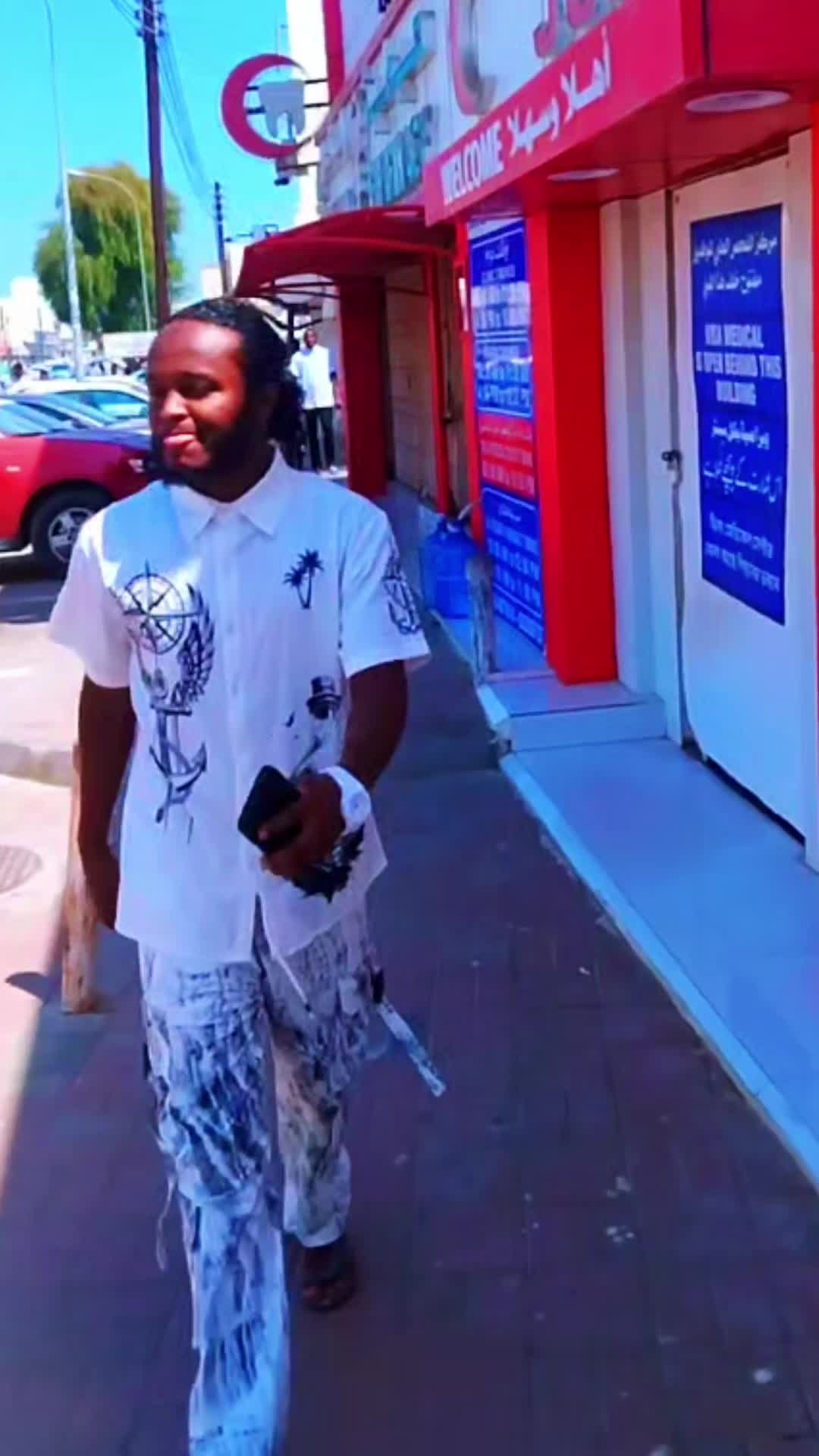 @🎶𝐈𝐛𝐬𝐚𝐚 🔶️ 🫂🤴