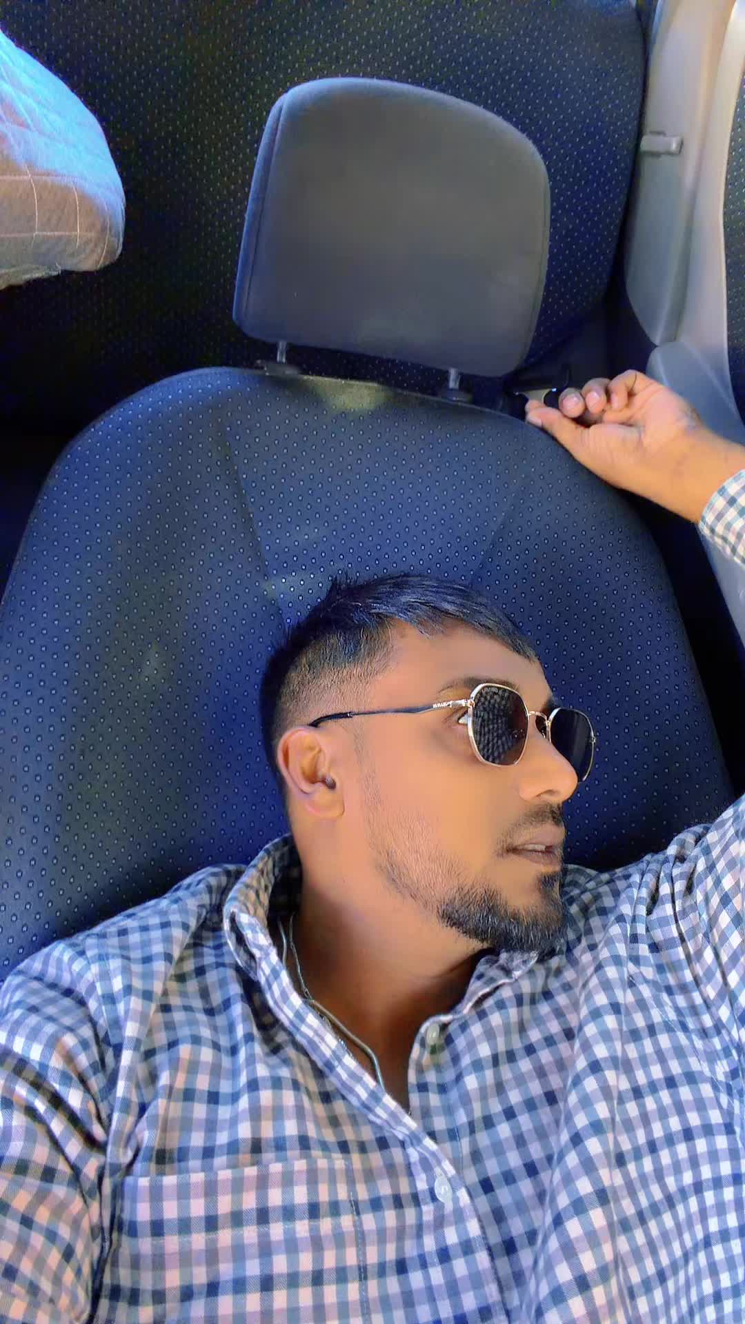 @shafikausmaly