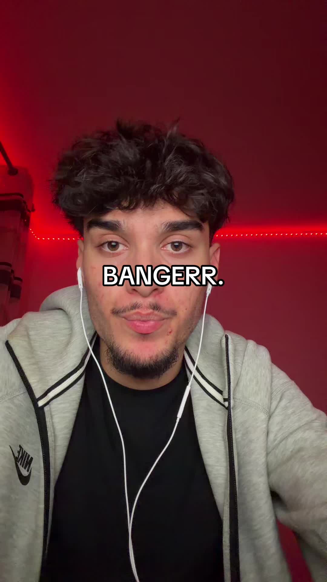 @🎧🎧
