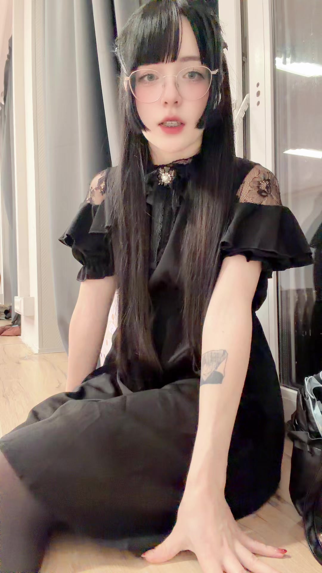 @Юсенька