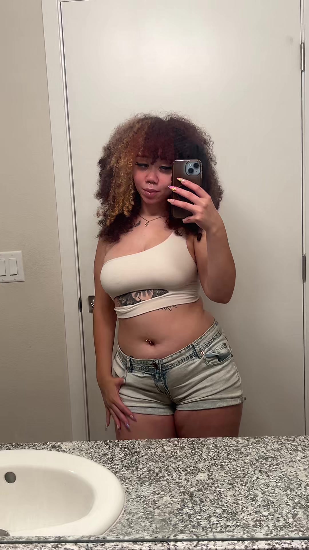 @👼 👁️ ♌️🦁