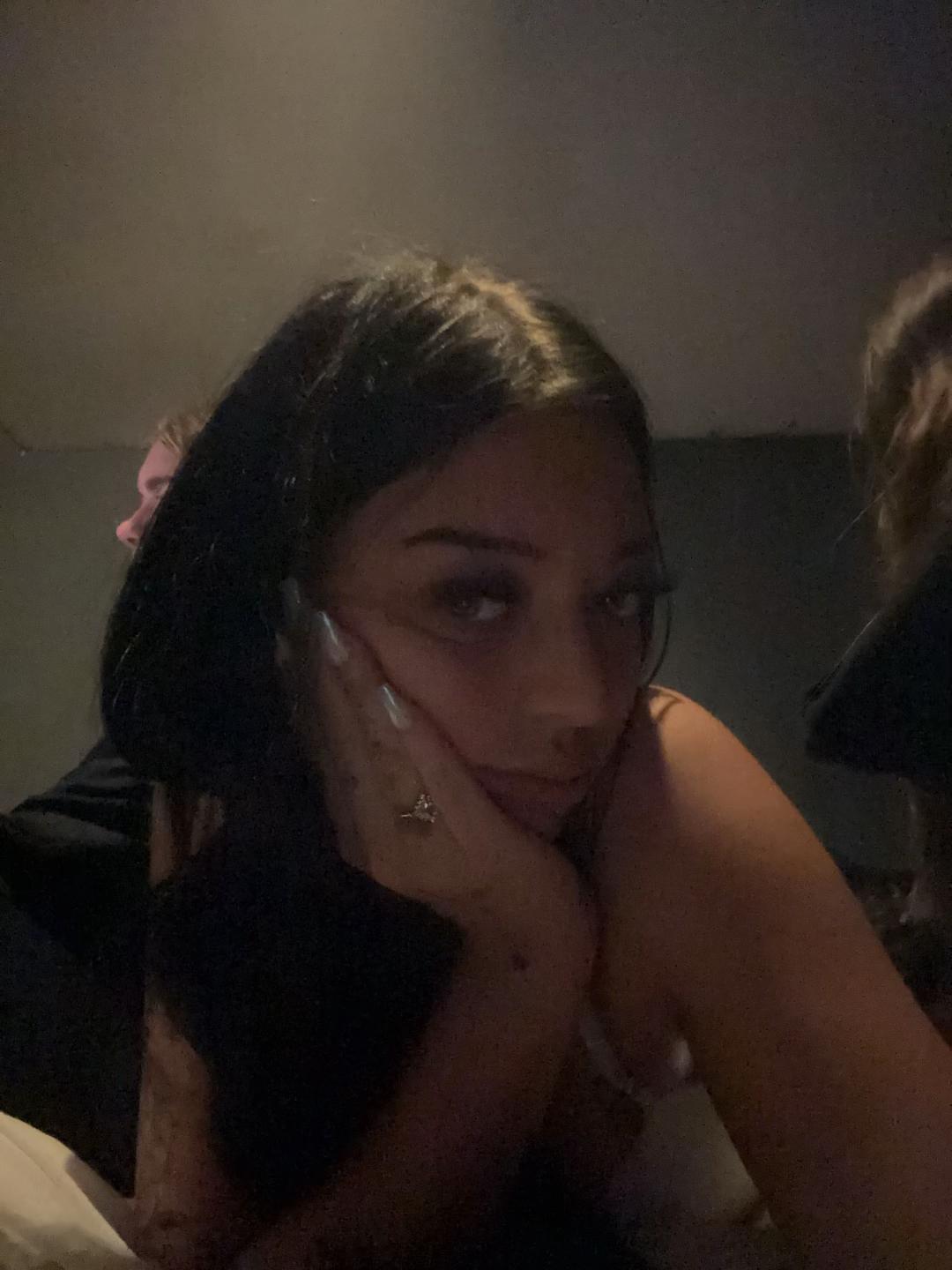 @R.22xo💎