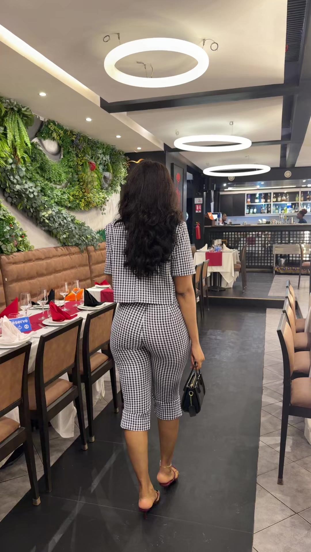 @Laura Keliane 🌸🇨🇲🍫
