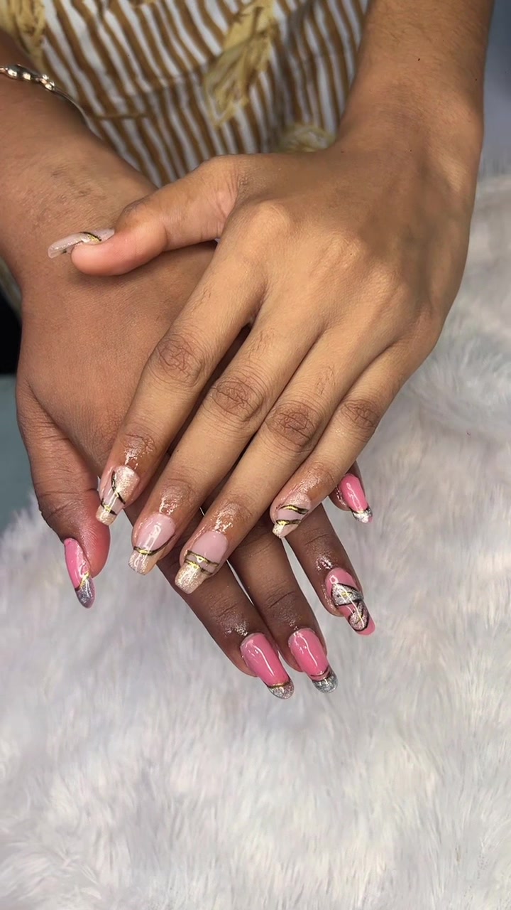 @Roshani beauty salon