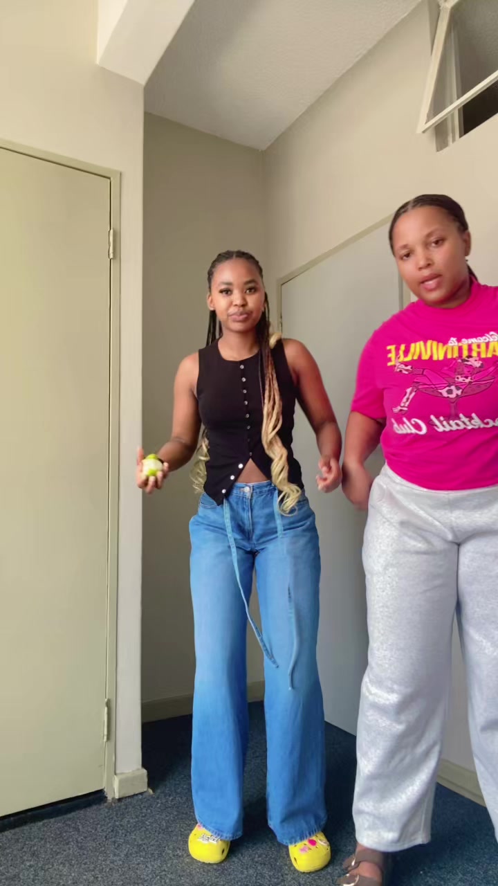 @Ntombizenkcubeko🌸