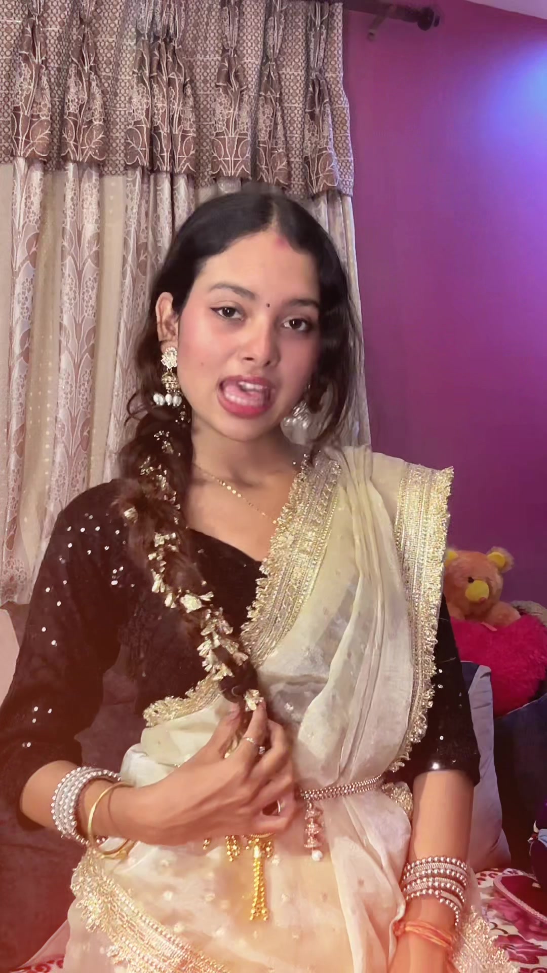 @Prashamsa ydv🧿💜
