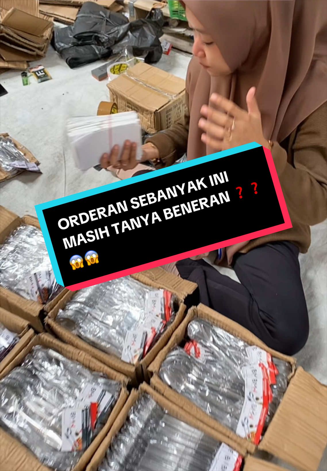 @V MART NUSANTARA