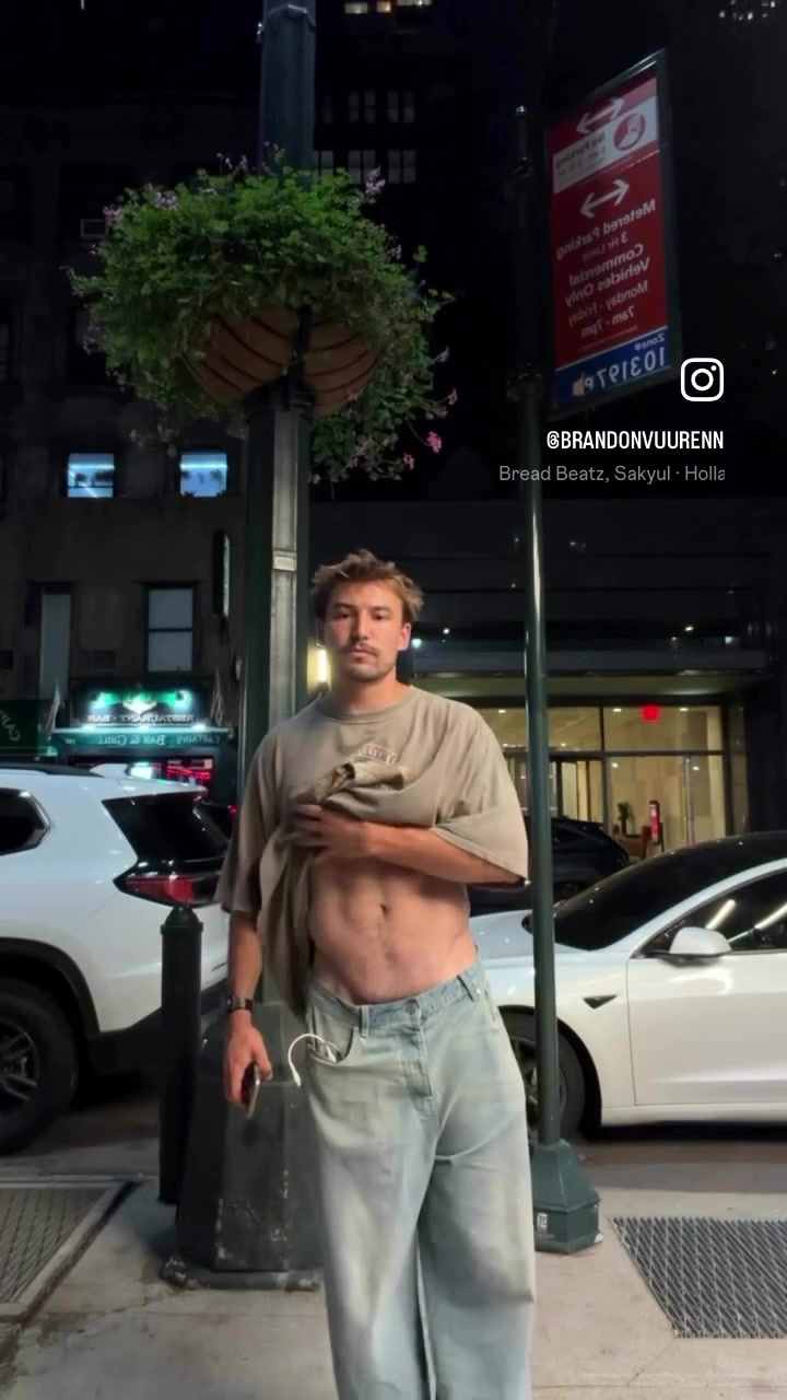 @GayMomentsTiktok