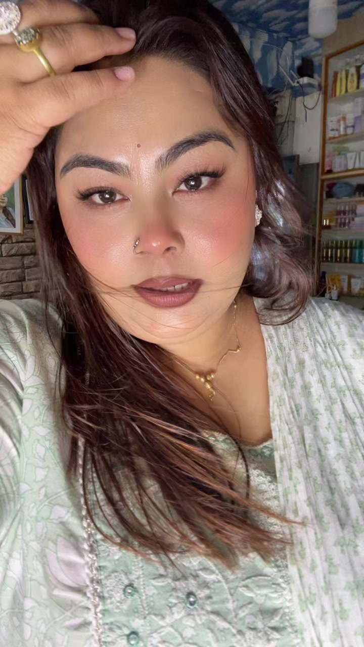 @Make up by Rosta (🌹ta)