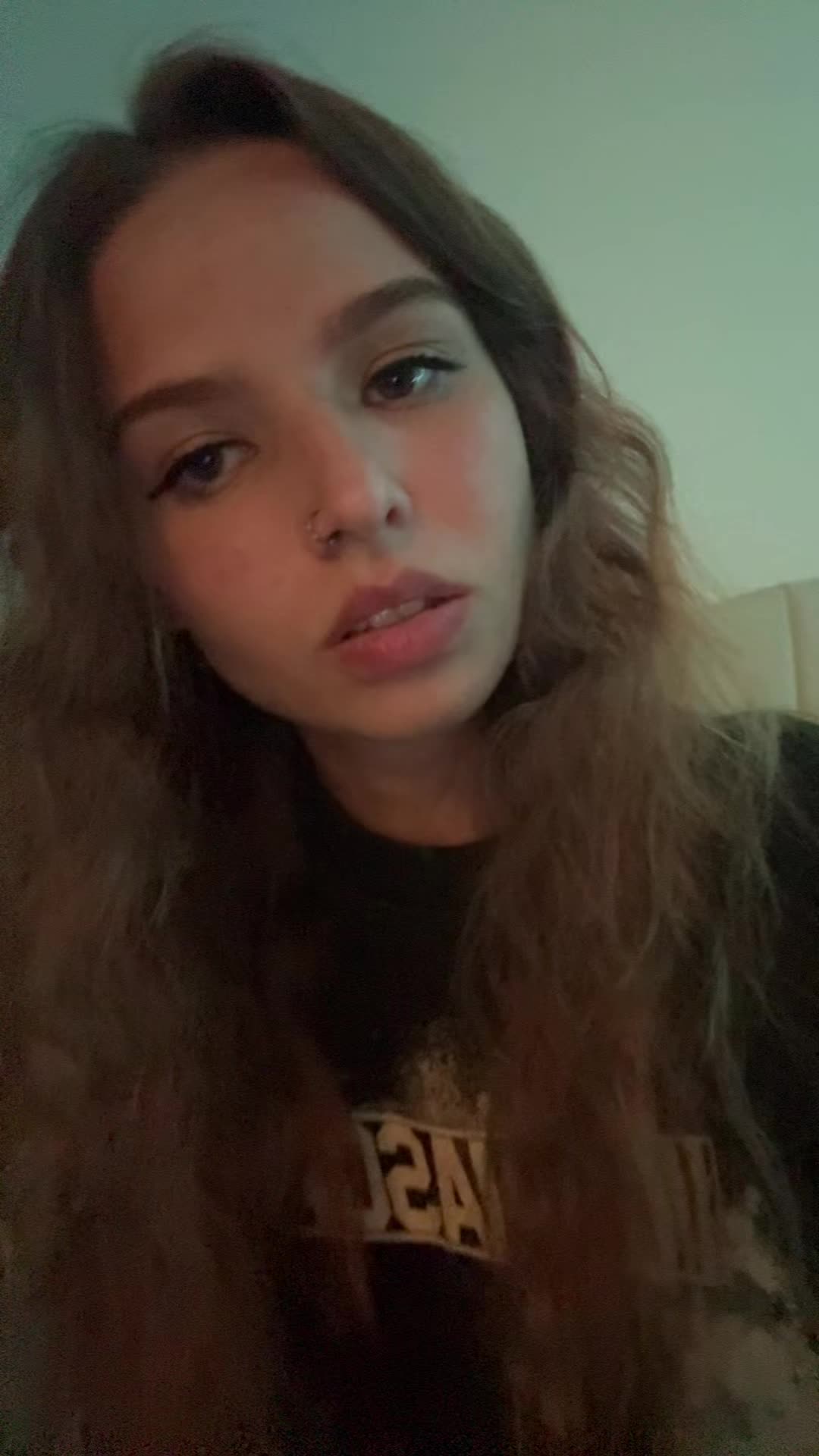 @️