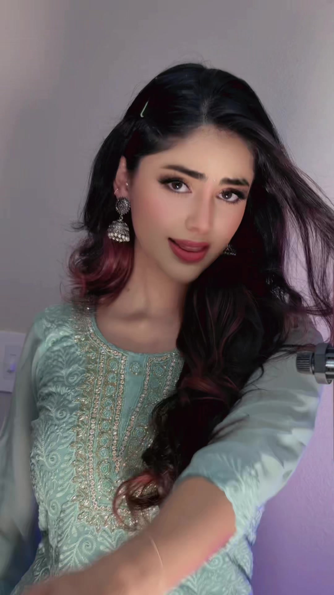 @Shreya🌻