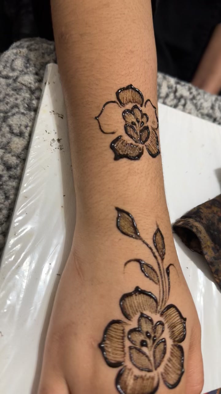 @henna_by_armia