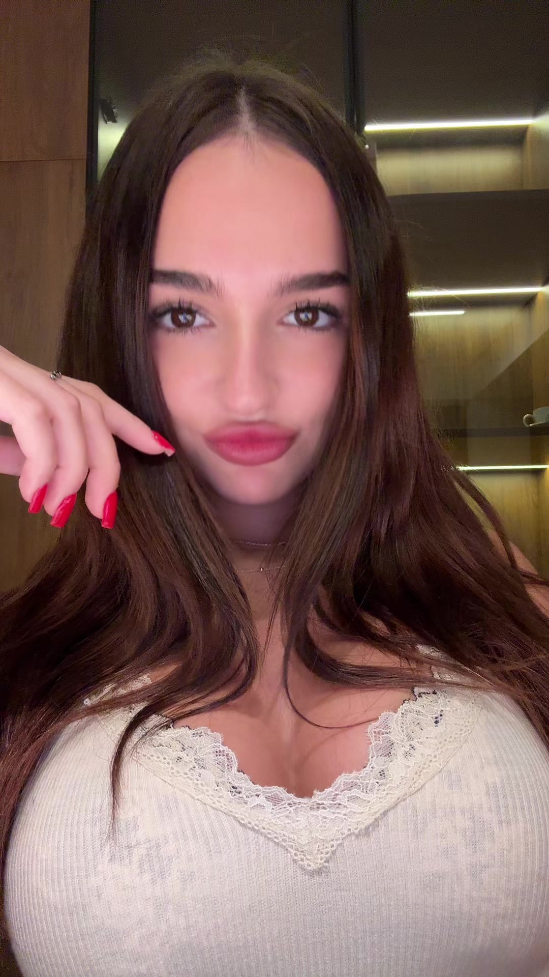 @tanya