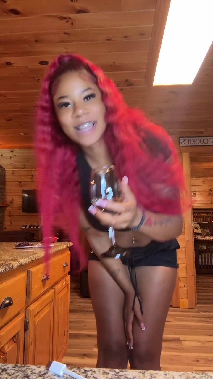 @EverybodyloveRi