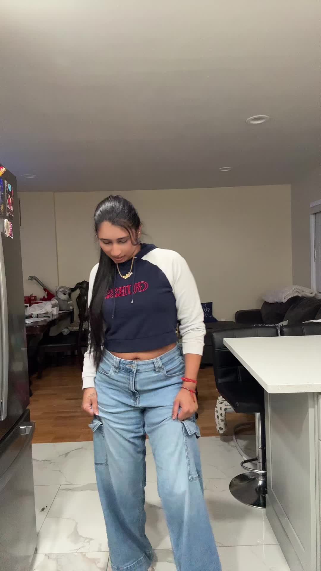 @Priya ✨🧿
