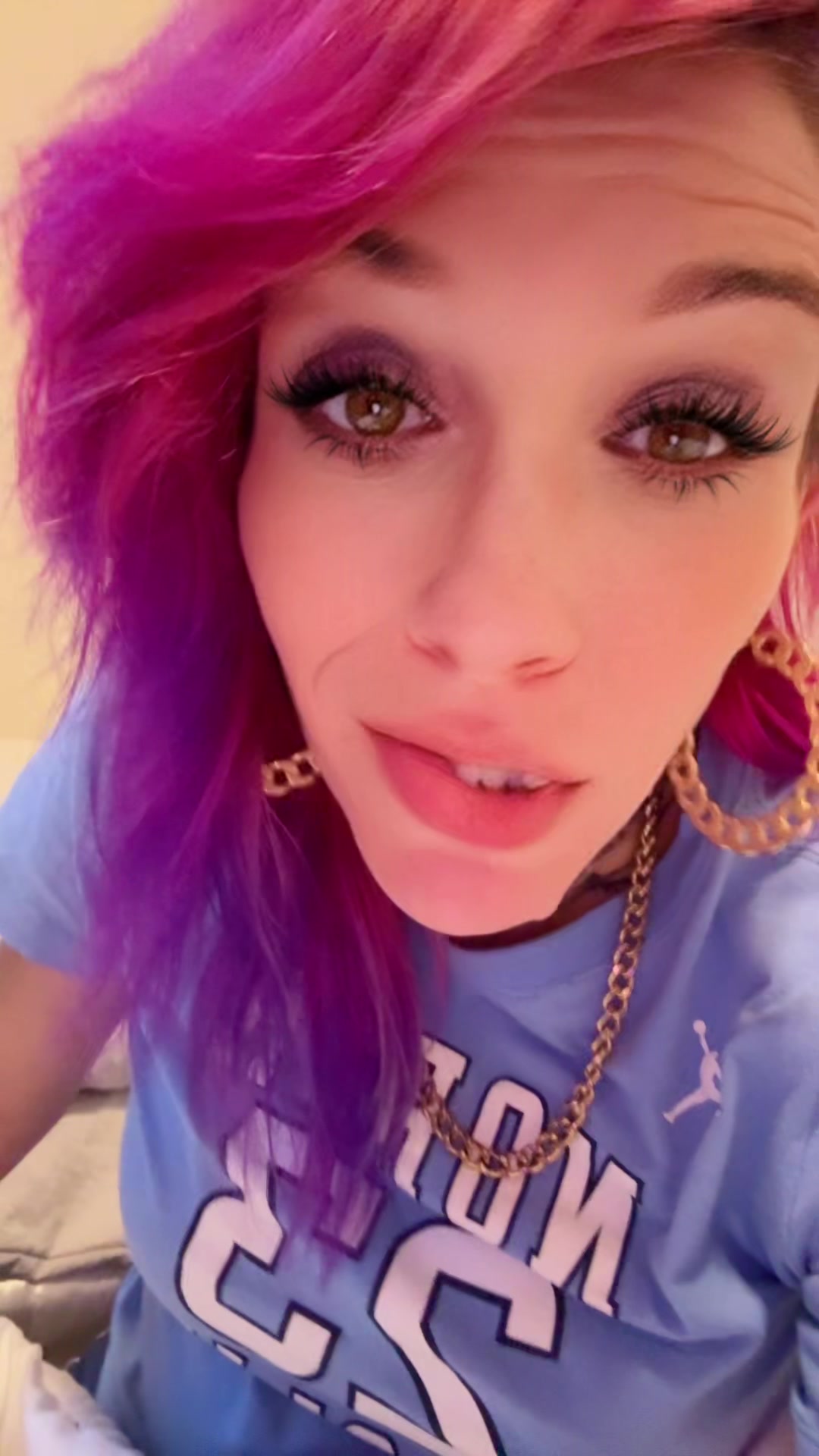 @MzRayne