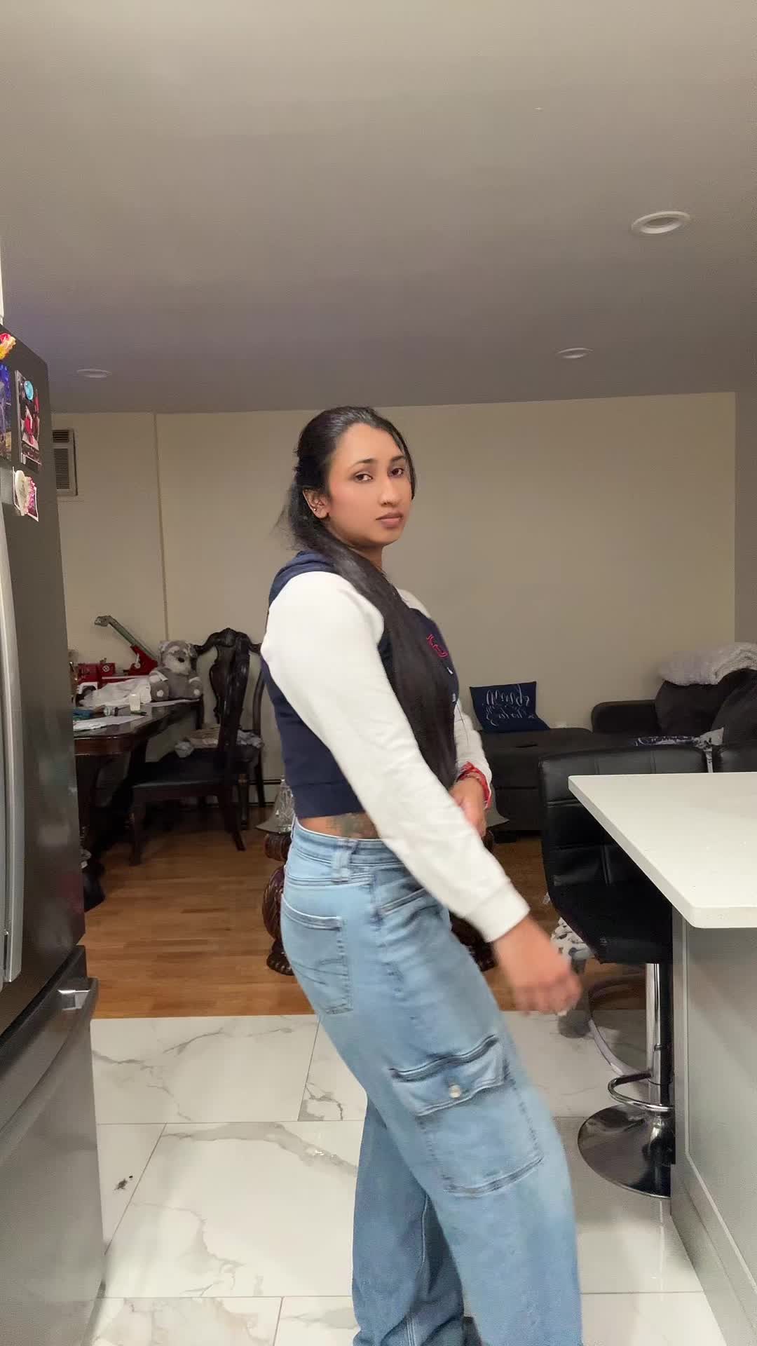 @Priya ✨🧿