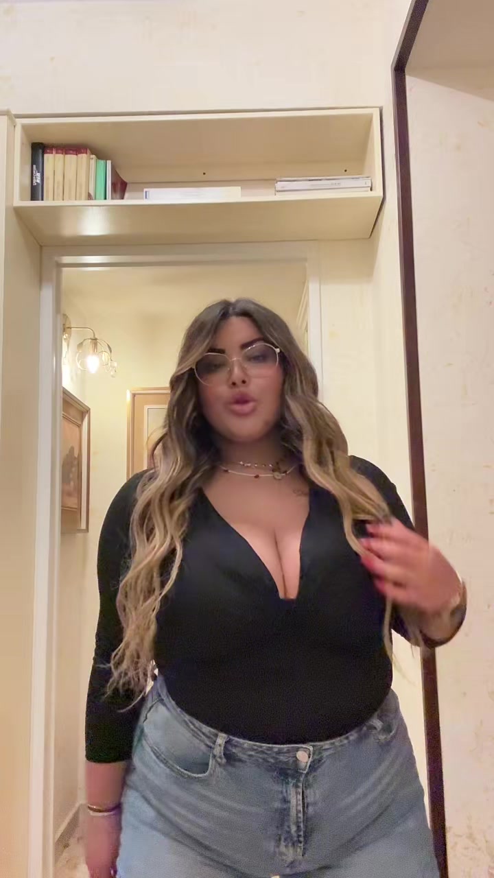 @&bull;𝒜𝓁𝑒🖤&bull;