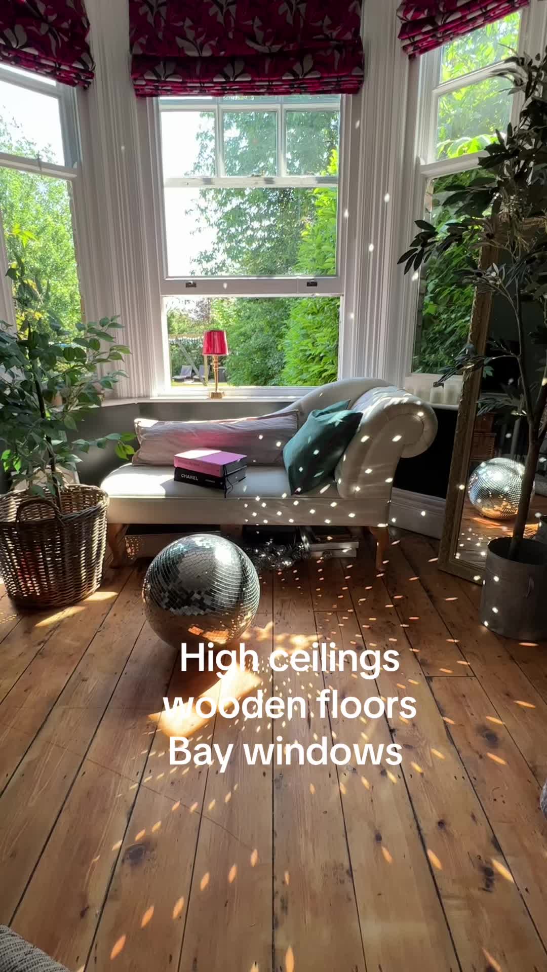 @Victorian House Jules