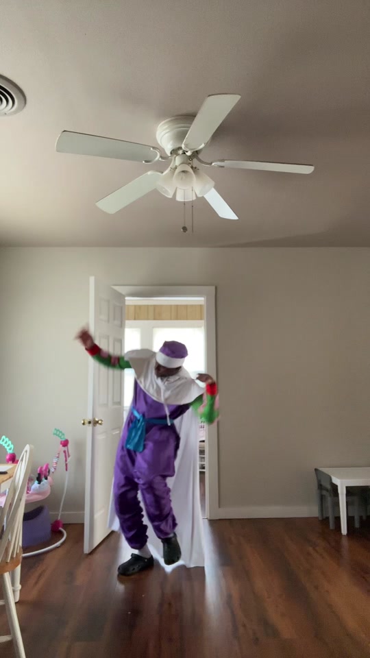 @Datboirosie