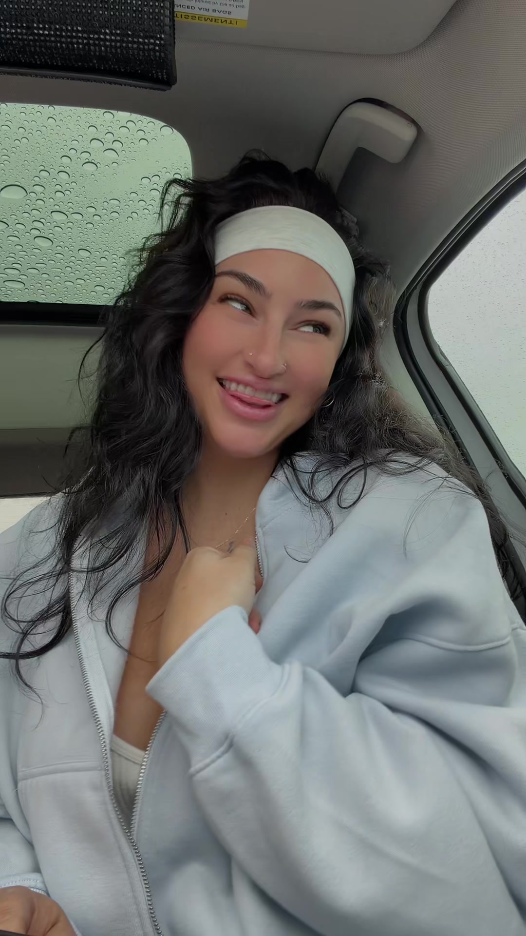 @Vi_Love_