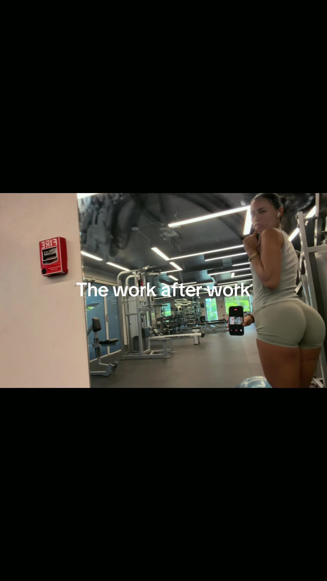 @latinakoukla