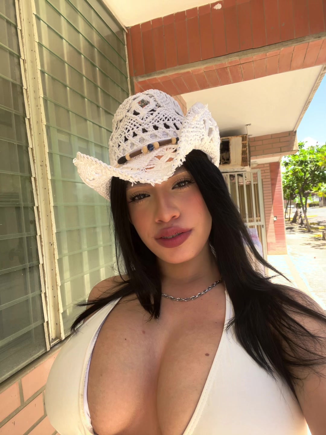 @Roxii1603
